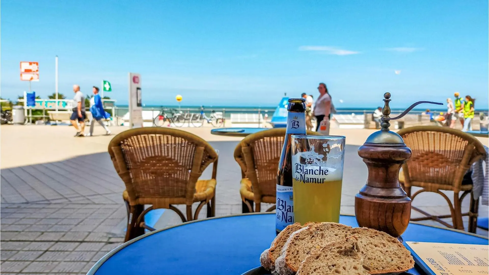 Cozy Apartment In Oostende With Wifi  Ostenda