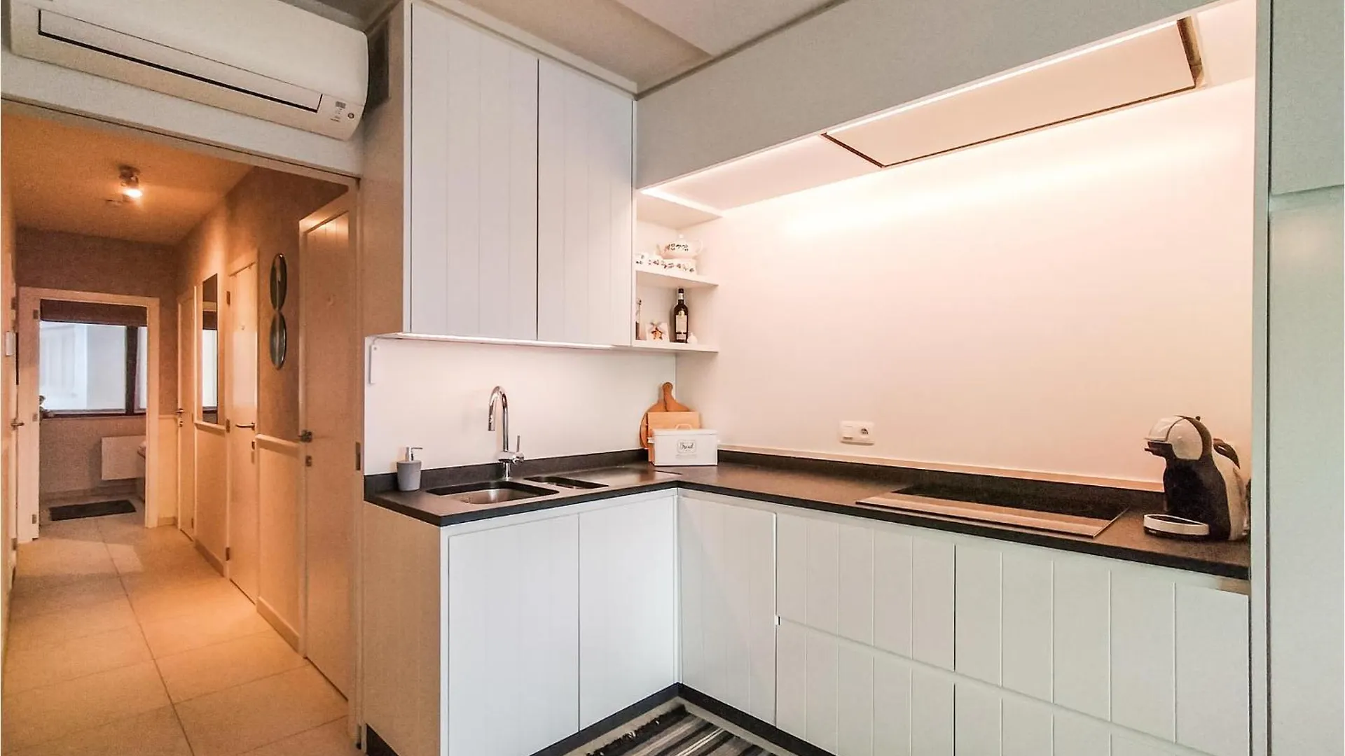 Cozy Apartment In Oostende With Wifi Belgia